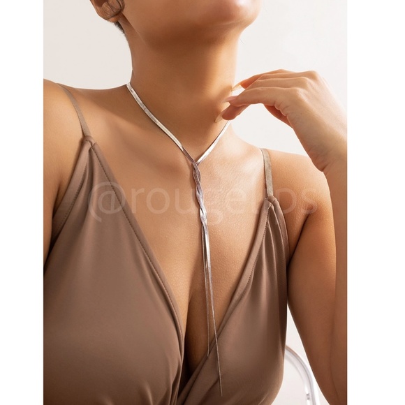 Silver Tone Y Twisted Shape Necklace - Picture 2 of 8